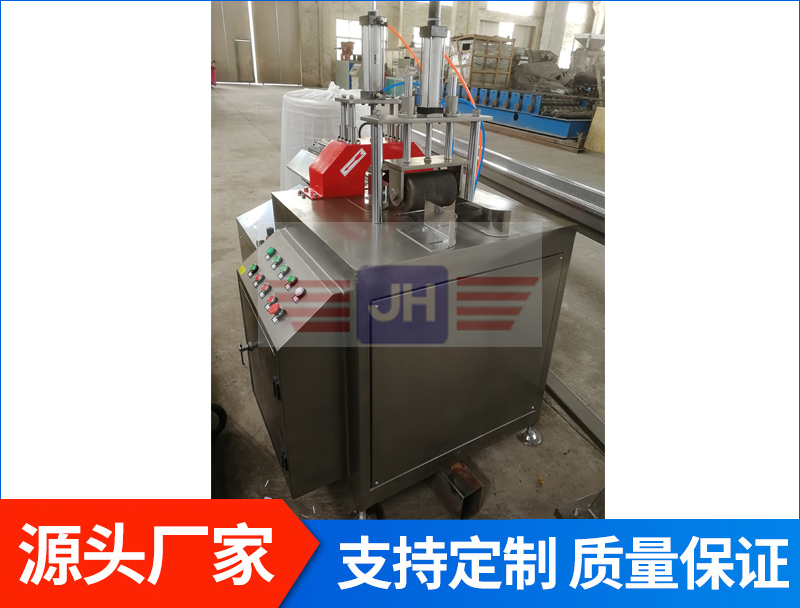 PVC定長牽引切割機(jī)